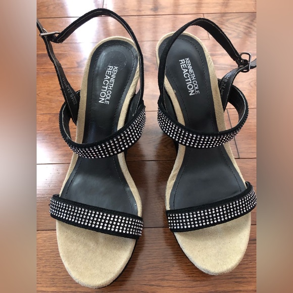 BNWOT Kenneth Cole black wedges - Size 7.5 - Picture 2 of 5